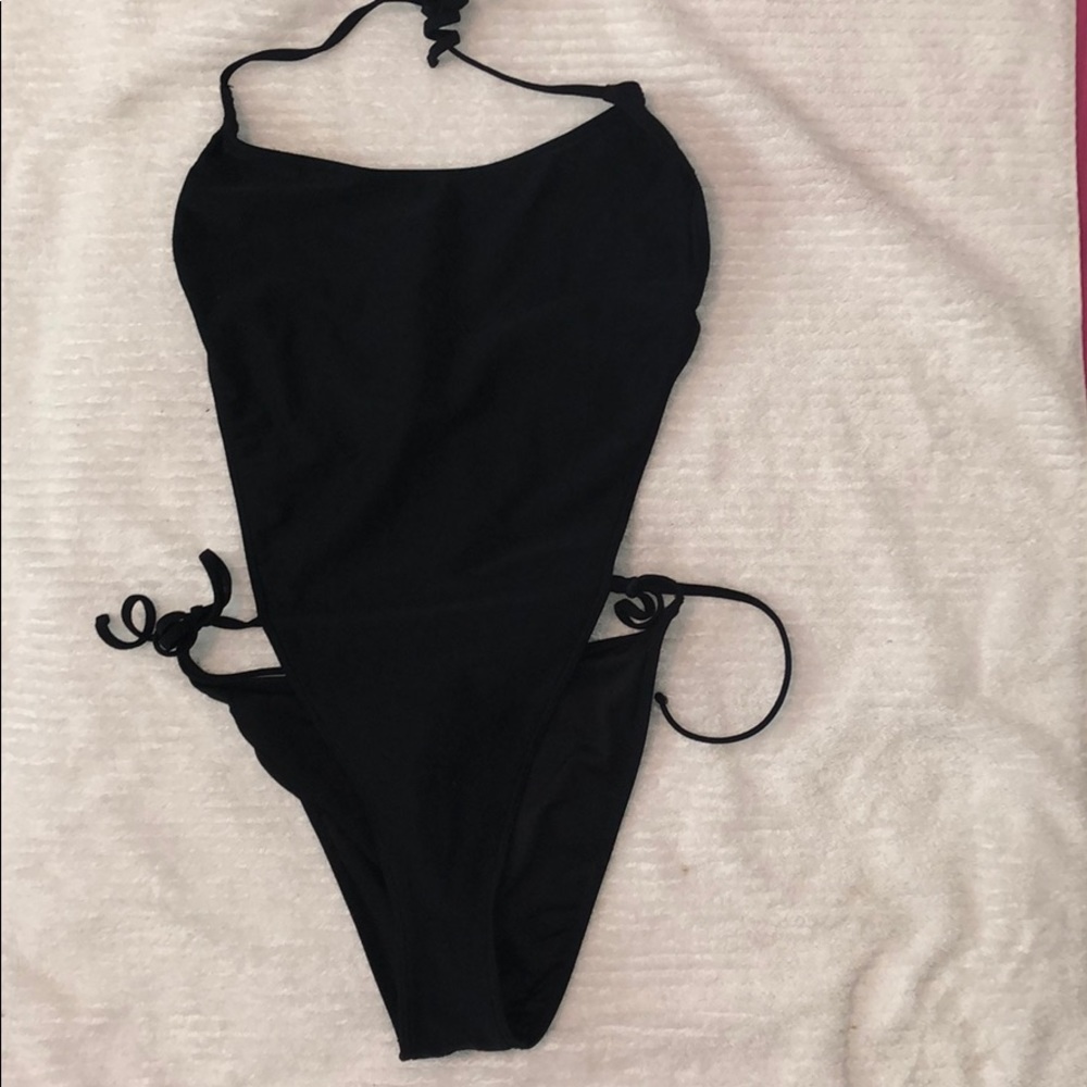 Tie-up One Piece